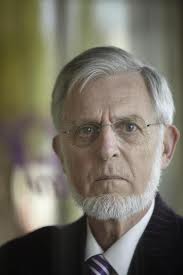 Piet Hazenbosch, auteur van CNV, 100 jaar vakverbond met idealen