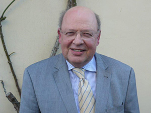 Bartho Pronk, CNV-medewerker Internationale Zaken van 1974-1989